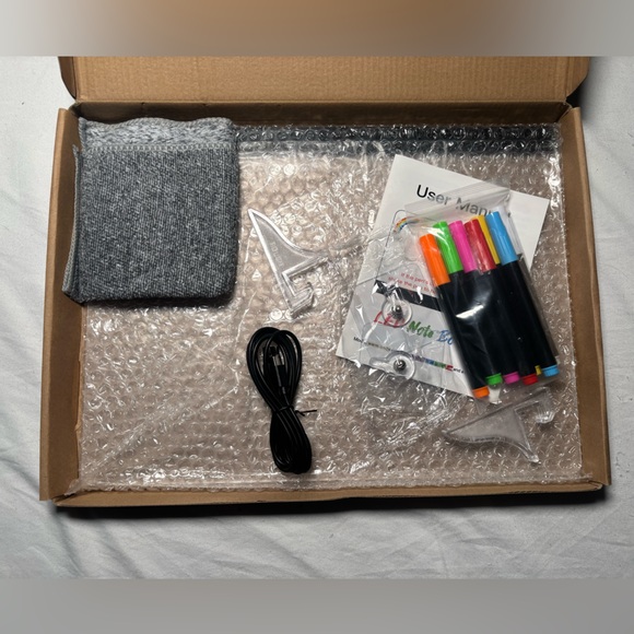 LED Note Board - Picture 2 of 2